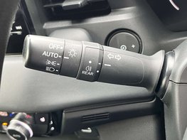 Honda HR-V 1.5 HR-V Elegance i-MMD CVT 5dr 56