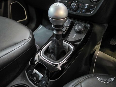 Jeep Compass 2.0 MultiJetII Night Eagle 4WD Euro 6 (s/s) 5dr 33