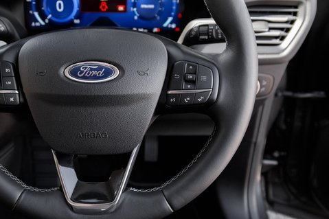 Ford Focus TITANIUM X EDITION MHEV 19