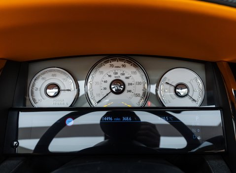 Rolls-Royce Dawn 19