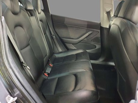 Tesla Model 3 Model 3 Standard Range + 4dr 18