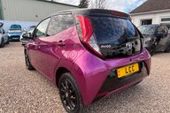 Toyota Aygo VVT-I X-CITE.. 5 MAIN DEALER SERVICES.. REVERSING CAMERA.. A/C.. 1 PREVIOUS 15