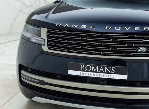 Land Rover Range Rover P400 HSE 21