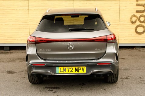Mercedes-Benz EQA EQA 350 4MATIC AMG LINE 7