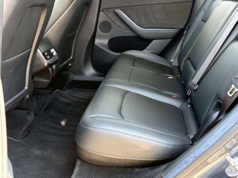 Tesla Model Y ModeL Y Long Range AWD 4WD 5dr 53