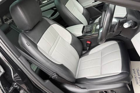 Land Rover Range Rover Evoque R-DYNAMIC HSE MHEV -ADAPTIVE CRUISE -PAN ROOF -HEATED S/WHEEL - FULL S/HIST 31