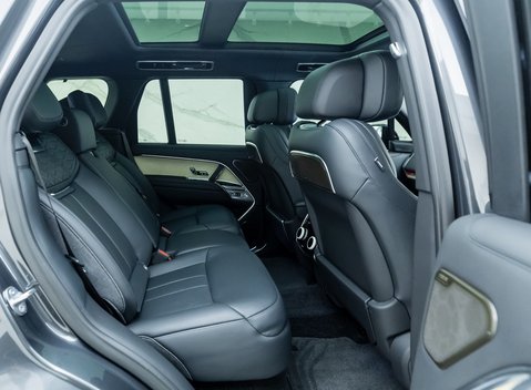 Land Rover Range Rover P530 SV 17