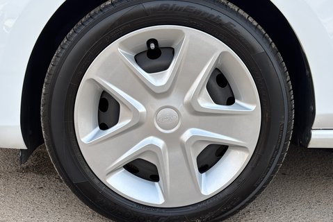 Ford Fiesta Base 85 ps Tdci Car Derived Panel Van - Air Con & Sat Nav 27