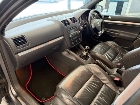 Volkswagen Golf 2.0 TFSI GTI Hatchback 5dr Petrol Manual (189 g/km, 198 bhp) 35