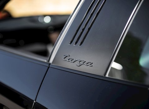 Porsche 911 (991.2) Targa 4 GTS 30