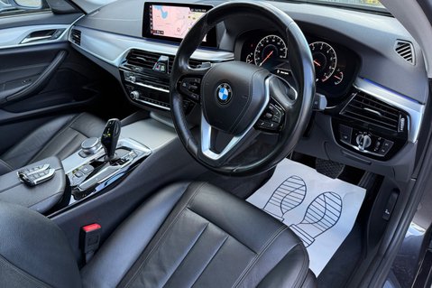 BMW 5 Series 520I SE TOURING AUTOMATIC ESTATE TOURING - HARMAN KARDON - AMBIENT LIGHTING 15
