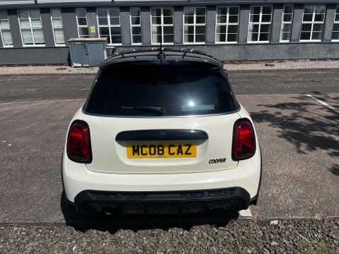 Mini Hatch 1.5 Cooper Sport 3dr 28