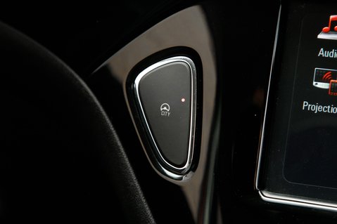 Vauxhall Corsa SRI VX-LINE NAV BLACK 31