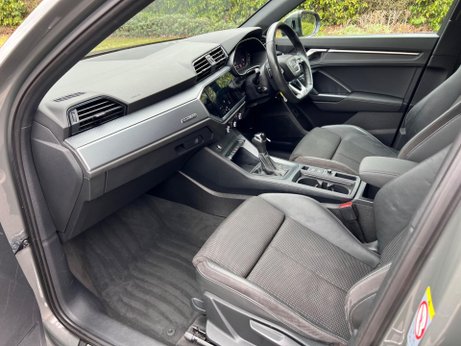 Audi Q3 2.0 TFSI 45 S line S Tronic quattro Euro 6 (s/s) 5dr 28