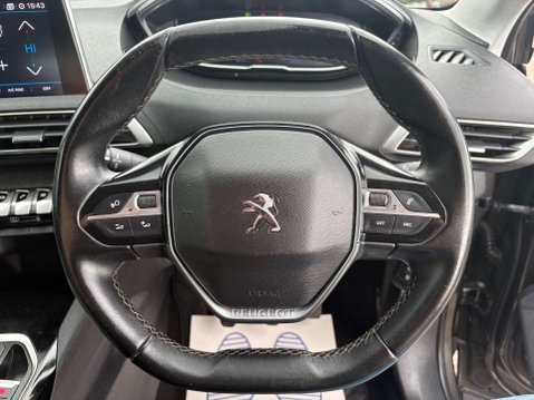 Peugeot 3008 1.2 PureTech Allure SUV 5dr Petrol Manual Euro 6 (s/s) (130 ps) 31