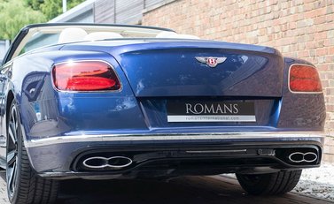 Bentley Continental GT V8 S Mulliner Convertible 26