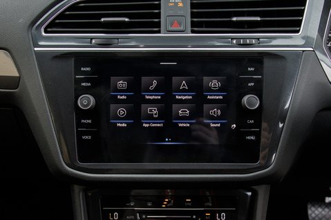 Volkswagen Tiguan Allspace LIFE TSI DSG 23
