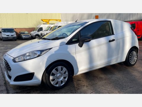 Ford Fiesta 1.6 TDCi ECOnetic II Panel Van 3dr 17