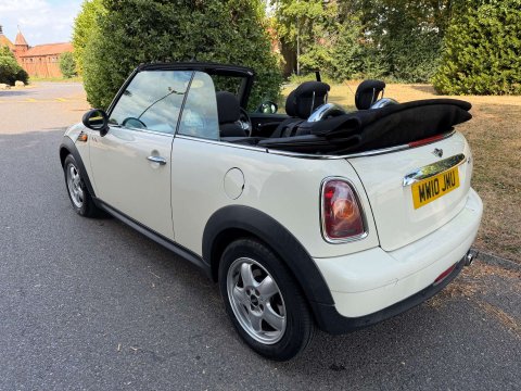 Mini Convertible 1.6 One 2dr 7