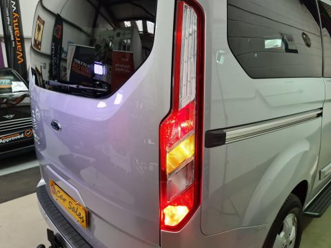 Ford Tourneo Custom 2.0 310 EcoBlue Titanium L1 Euro 6 (s/s) 5dr 47