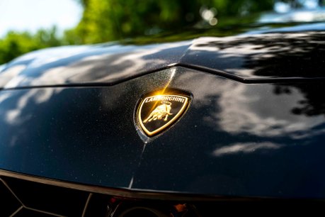 Lamborghini Urus V8. NOW SOLD. SIMILAR REQUIRED. PLEASE CALL 01903 254800. 24