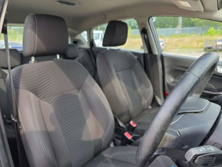 Ford Fiesta 1.0T EcoBoost Zetec Powershift Euro 6 5dr 23