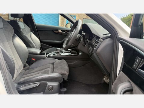 Audi A4 2.0 A4 Black Edition 35 TDI Semi-Auto 5dr 4