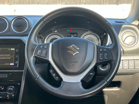 Suzuki Vitara SZ-T 36