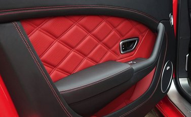 Bentley Continental GT V8 S Convertible Mulliner 19