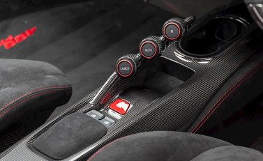 Ferrari 488 Pista 19