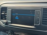 Peugeot Expert MWB L2H1 Bluehdi Professional Premium Plus Air Con Cruise SELECT 24