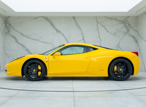 Ferrari 458 Italia 2