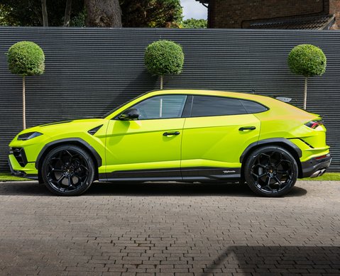 Lamborghini Urus PERFORMANTE 