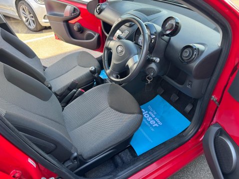 Toyota Aygo VVT-I MOVE 15