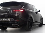 Land Rover Range Rover Sport 3.0 P400 MHEV Dynamic SE SUV 5dr Petrol Auto 4WD Euro 6 (s/s) (400 ps) 35