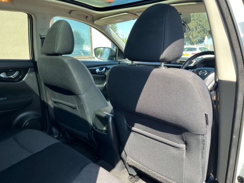 Nissan Qashqai 1.6 Qashqai Acenta Premium dCi 5dr 32