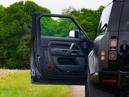 Land Rover Defender V8 Carpathian Edition 7