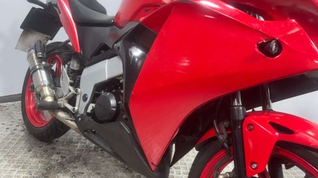 Honda CBR 2013 SPORTS BIKE PROJECT BIKE PARTS BIKE BREAKER 125CC 22