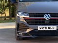 Volkswagen Transporter 2.0 Transporter T32 Sportline Black Edition TDI Semi-Auto 11