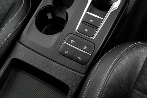 Ford Focus TITANIUM X 32