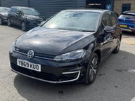 Volkswagen Golf E-GOLF 5
