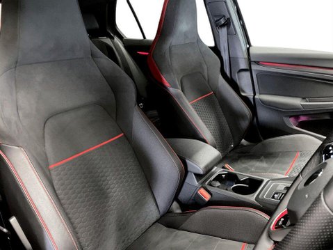 Volkswagen Golf 2.0 TSI GTI Clubsport Hatchback 5dr Petrol DSG Euro 6 (s/s) (300 ps) 11