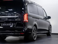 Mercedes-Benz V Class 2.0 V300d AMG Line MPV 5dr Diesel G-Tronic+ Euro 6 (s/s) XLWB (237 ps) 10