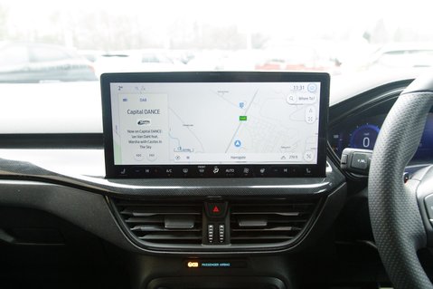 Ford Focus ST-LINE VIGNALE MHEV 23