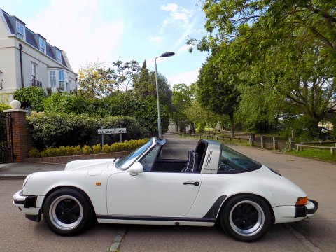 Porsche 911 CARRERA 3.2 TARGA 48
