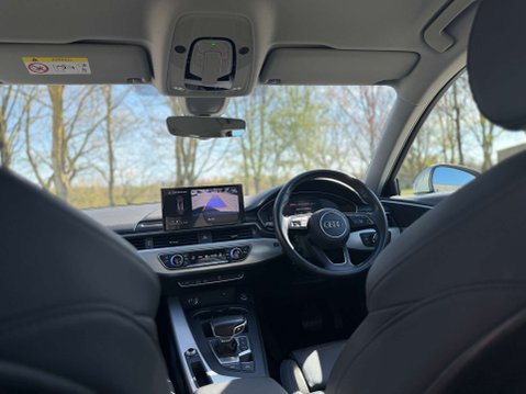 Audi A4 2.0 A4 Sport 30 TDI Semi-Auto 5dr 2