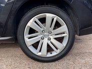 Peugeot 3008 1.6 3008 Allure HDi 5dr 33