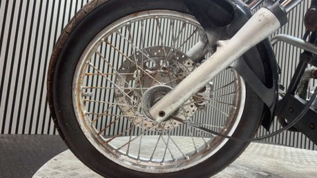 Yamaha XVS DRAGSTER 2002 29K LARGE VTWIN CRUISER PROJECT BIKE 125CC 24