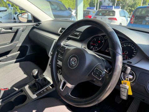 Volkswagen Passat 2.0 TDI BlueMotion Tech R-Line Euro 5 (s/s) 4dr 14