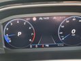 Volkswagen T-Roc R-LINE TSI DSG 31